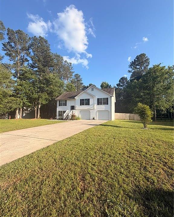 1st image of 21 Camden Woods Dr NW