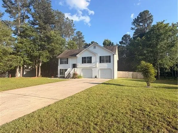 21 Camden Woods Dr NW, Cartersville, GA 30121