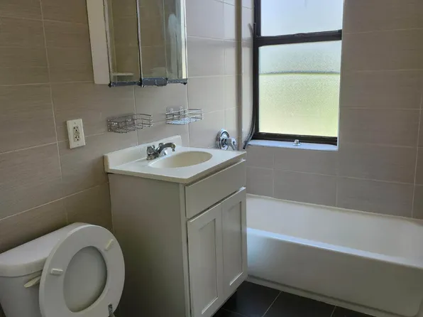 22 Kew Gardens Road image 8 of 8