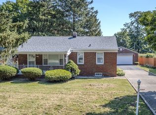 1929 Kessler Boulevard North Dr, Indianapolis, IN 46222