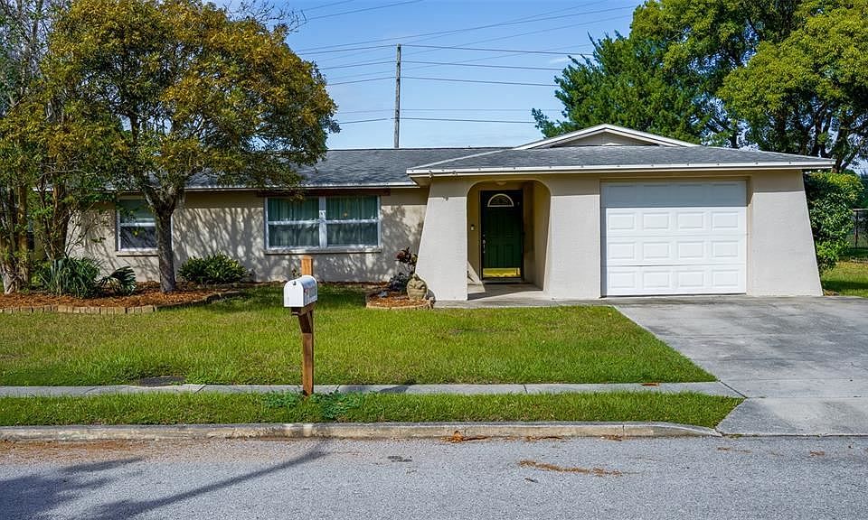 1st image of 3226 Andorra Dr