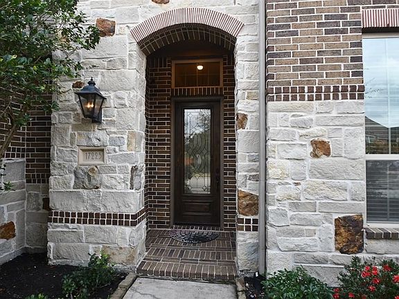 2nd image of 17223 Endel Way