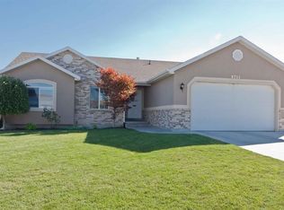 5711 W Copper Stone Dr, South Jordan, UT 84009