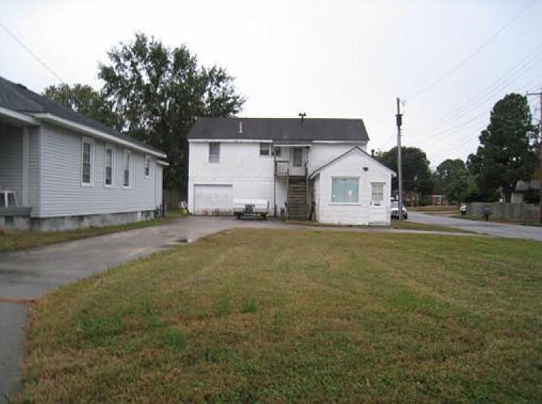 1st image of 3523 King St