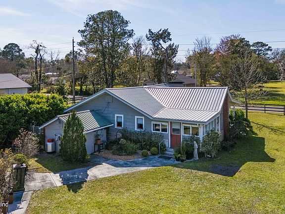 2nd image of 12807 GILLIESPIE Avenue