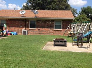2630 Circle Dr, Utica, KY 42376