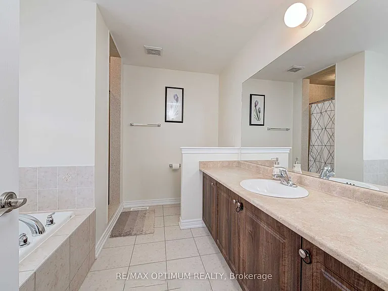 3 Bittersweet Rd — Photo 21