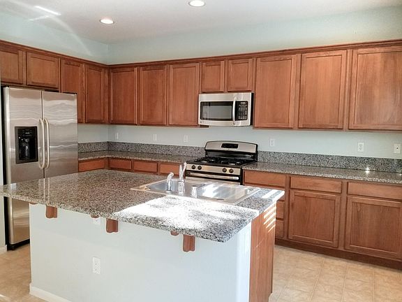 2nd image of 10555 Moss Lake St
