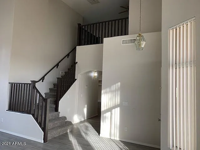 442 W El Freda Rd — Photo 6