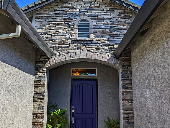 3rd image of 19346 Hollow Ln