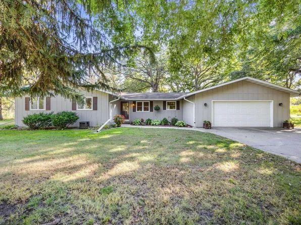 20447 Tiller Dr, Hutchinson, MN 55350