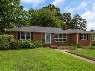 123 Lynn Dr, Portsmouth, VA 23707
