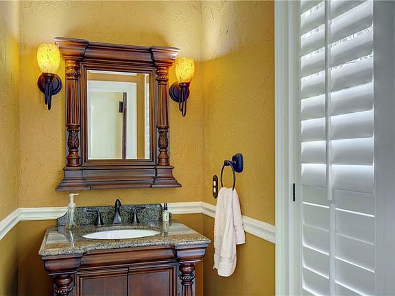 3rd image of 134 Strother Pl