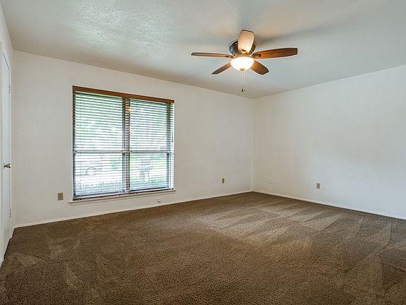 5th image of 1821 Andover Dr