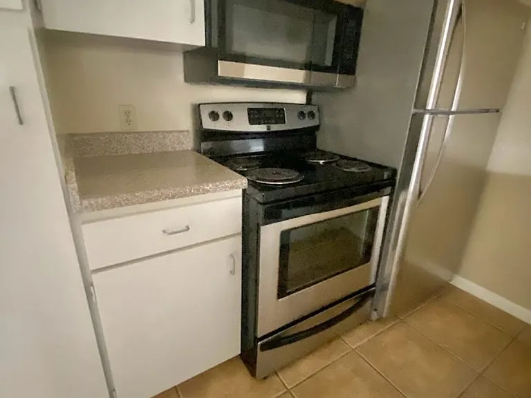910 Duncan Ln #61 — Photo 10