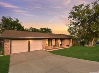 7406 Castle Gln, San Antonio, TX 78218