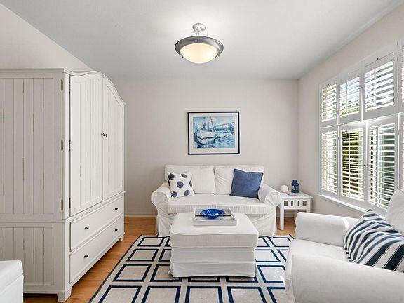 4th image of 120 Tiburon Ct