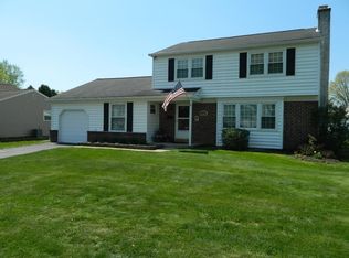 1562 Deer Run Rd, Warminster, PA 18974