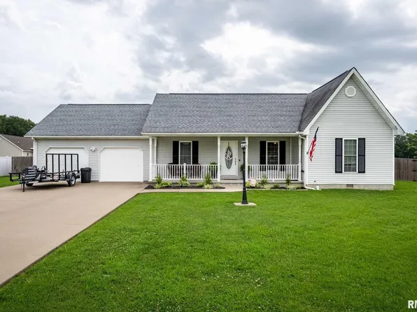 2302 Maria Dr, Herrin, IL 62948