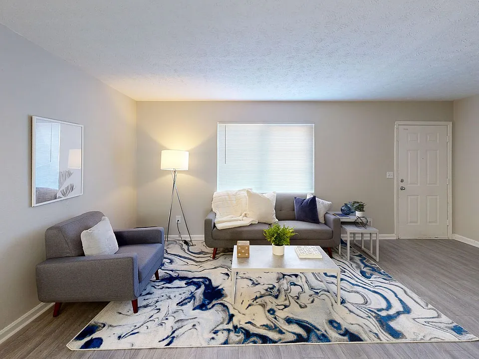 Lake Vista Apartments
