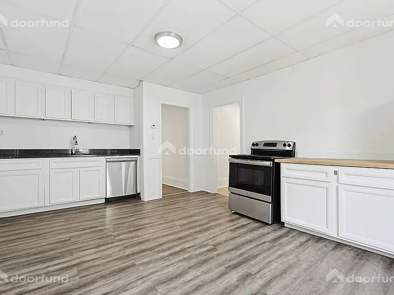 17 Wachusett St #2 — Photo 4