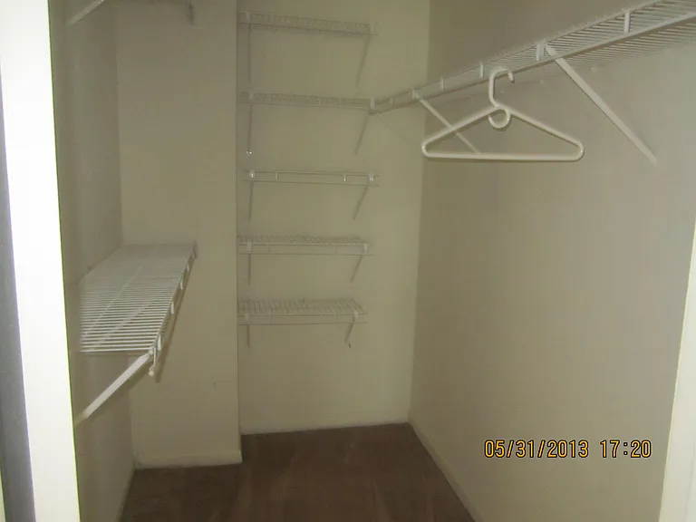 1600 Park Cir #218 — Photo 4