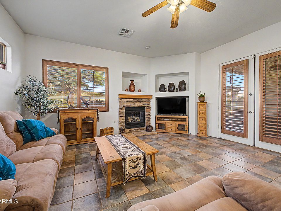 1st image of 18575 W CAPISTRANO Avenue