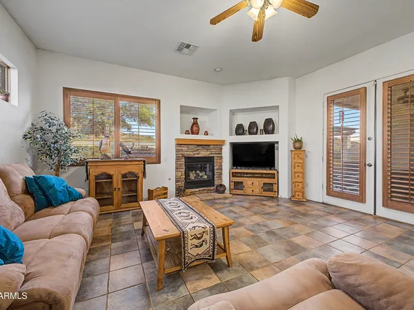 18575 W CAPISTRANO Avenue, Goodyear, AZ 85338