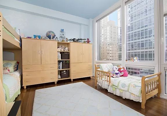 5th image of 10 W End Ave APT 6K