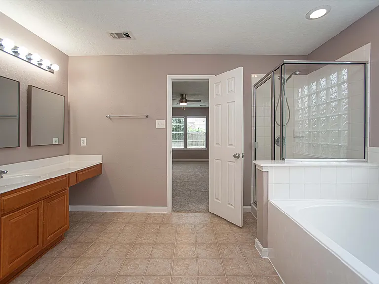 29314 Legends Bluff Dr — Photo 14