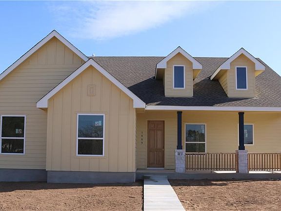 2nd image of 1009 Scenic Dr