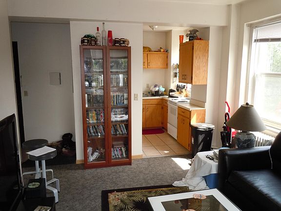 4th image of 710 5th St SE #B301