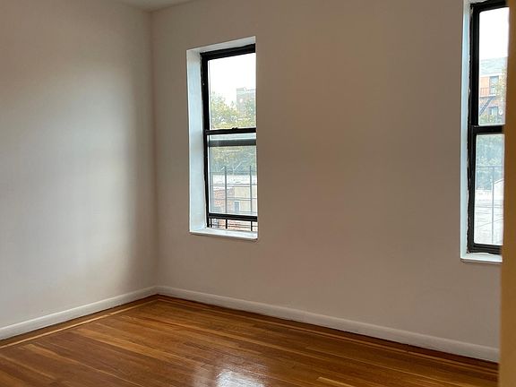 3rd image of 3230 Steuben Ave APT C3