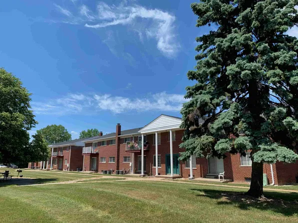 Woodside Manor Apartments
