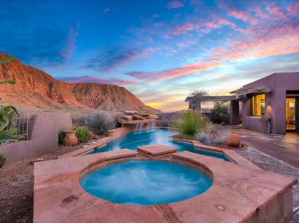 828 W Mumpi Ct, Ivins, UT 84738