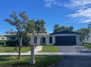 7435 SW 146th Ct, Miami, FL 33183