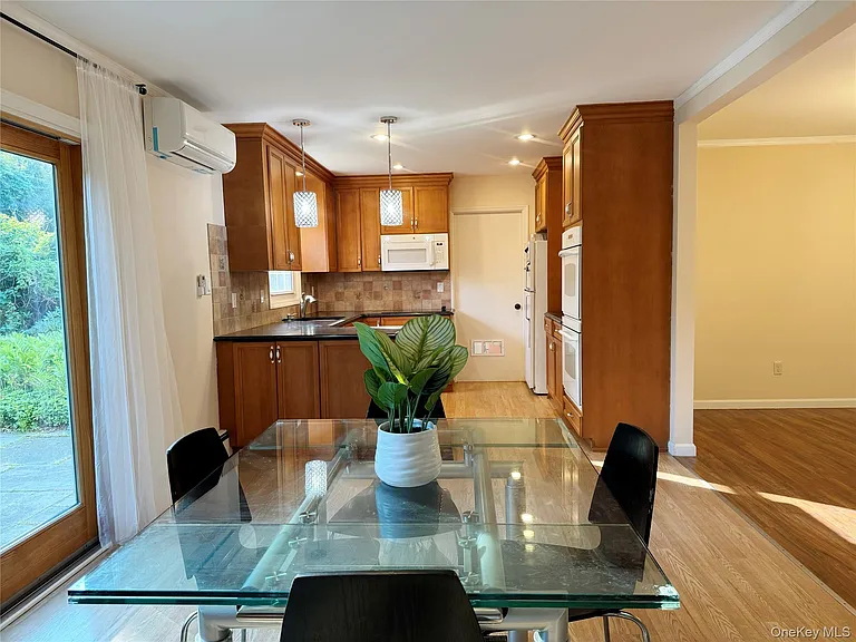 40 Seabrook Ln — Photo 4