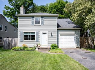 99 Dale Rd, Rochester, NY 14625