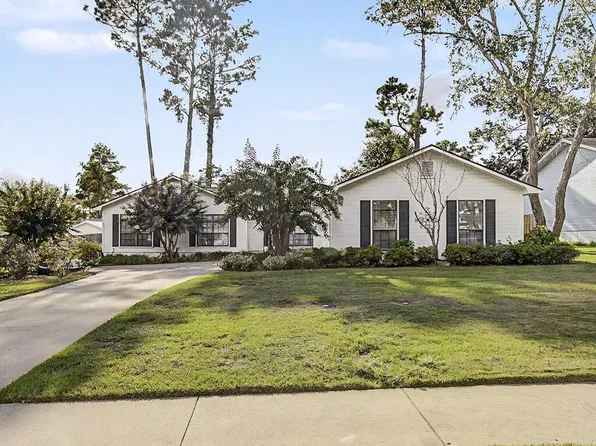 2858 Willow Wood Cir, Valdosta, GA 31602