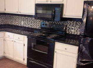 6048 Heath Valley Rd, Charlotte, NC 28210