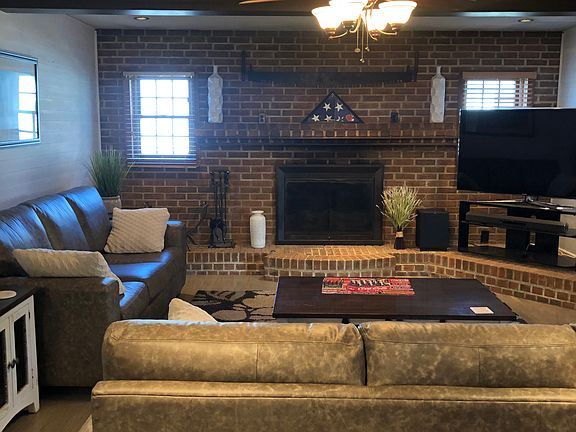 4th image of 443 S Briarcliff Dr