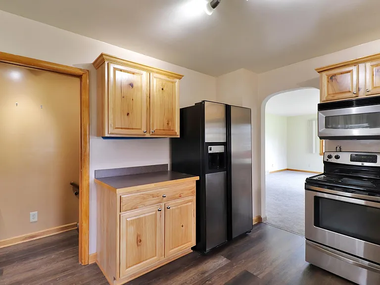 3156 Conlin Dr — Photo 7