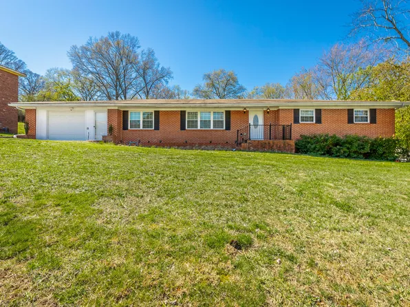6800 Granda Dr, Chattanooga, TN 37421