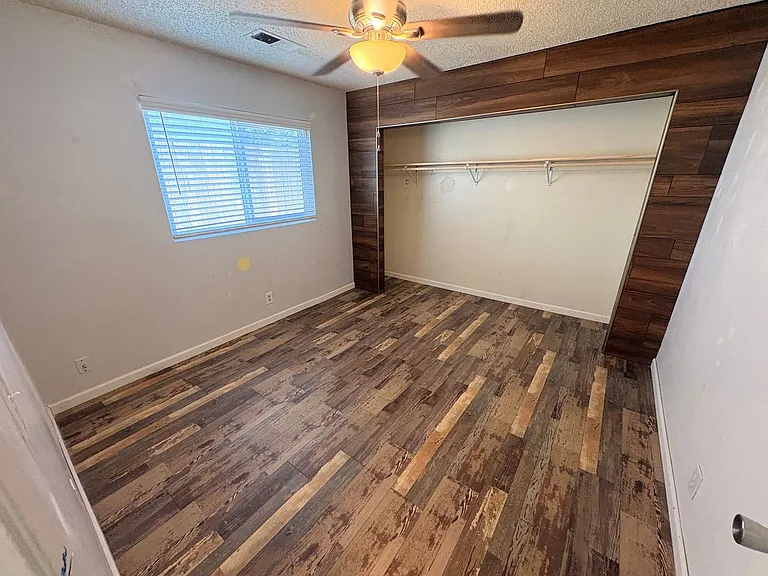 2212 N Edison St — Photo 7