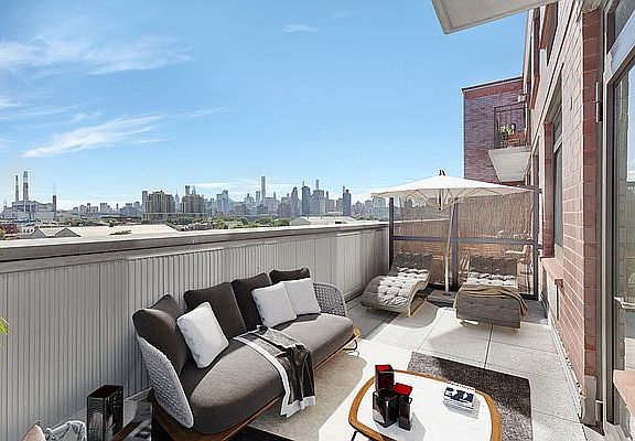 2nd image of 1115 Broadway APT 7D