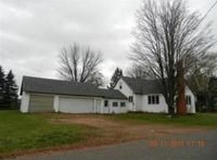 W5504 Apple Ave, Medford, WI 54451