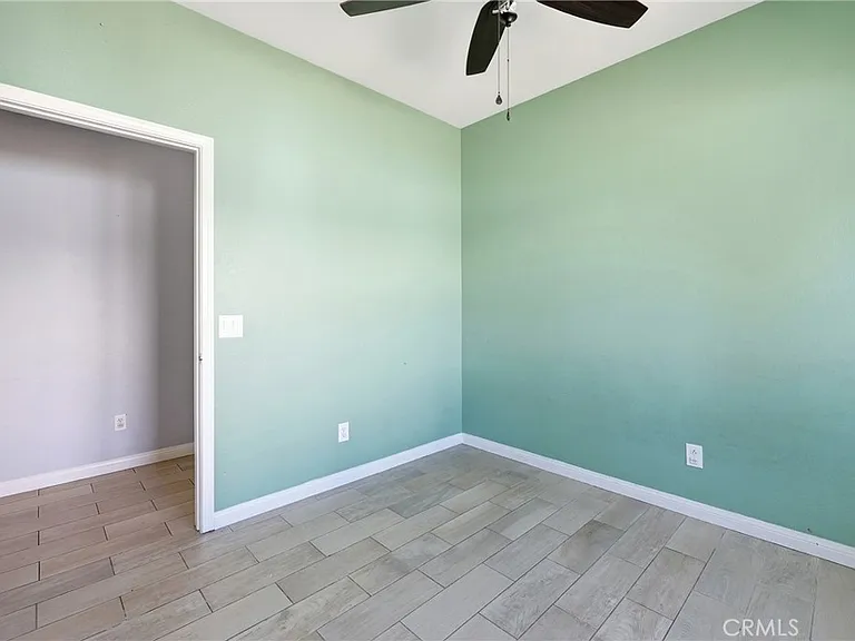 44154 Coral Dr — Photo 32