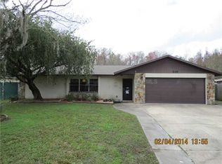 4625 Debbie Ln, Lutz, FL 33559