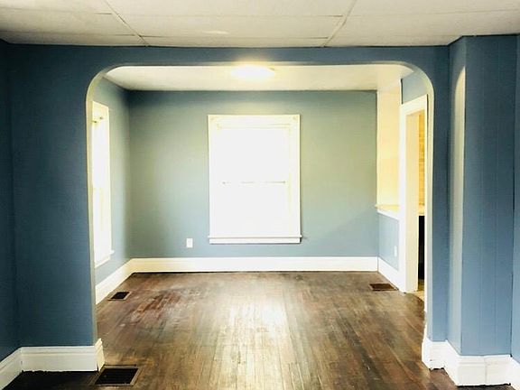 4th image of 16 Bogardus St