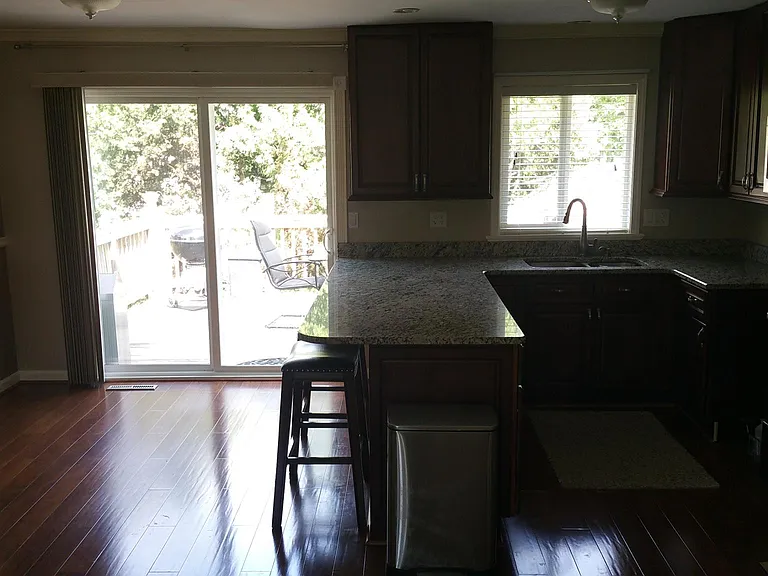 9028 Garfield Dr — Photo 6